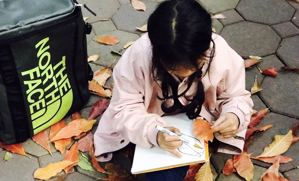 Kéo trẻ nhỏ rời xa màn hình smartphone, ra phố vẽ ký họa bốn mùa Hà Nội