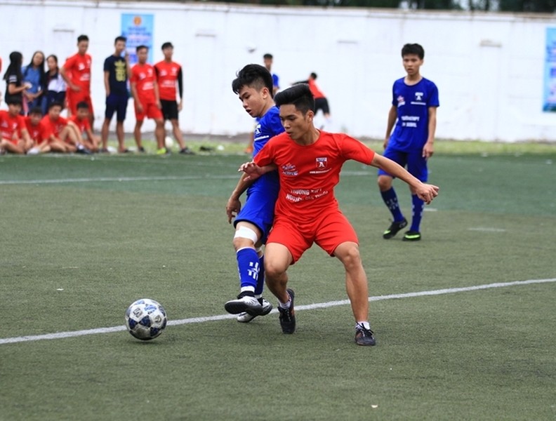 [ẢNH] Những khoảnh khắc ấn tượng ngày thi đấu 22-10 giải bóng đá học sinh THPT Hà Nội