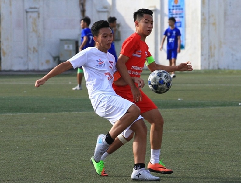 [ẢNH] Những khoảnh khắc ấn tượng chiều 23-10 giải bóng đá học sinh THPT Hà Nội