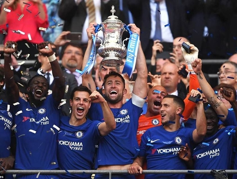 [ẢNH] Toàn cảnh chung kết FA Cup và màn ăn mừng tưng bừng của Chelsea