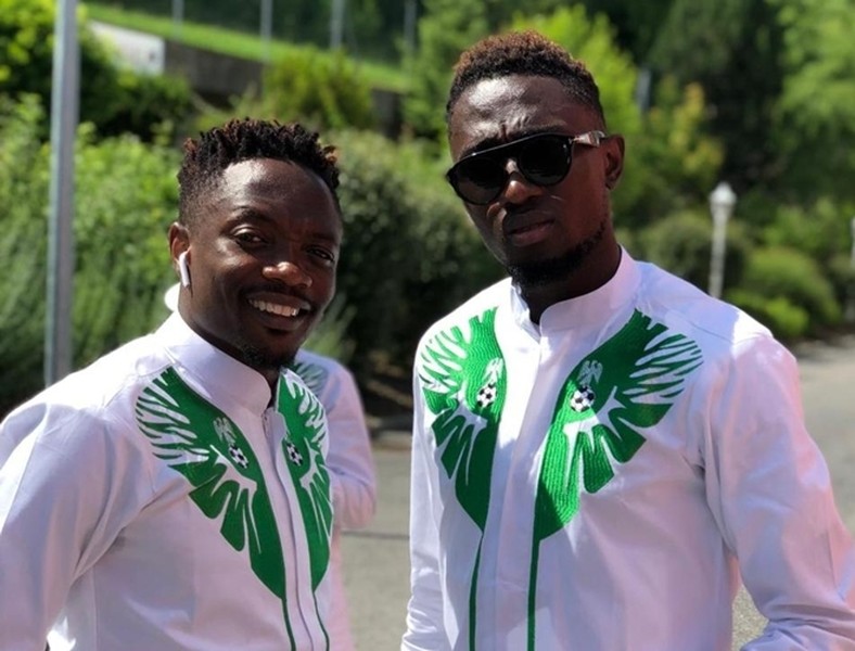 [ẢNH] Nigeria lại gây sốt với trang phục dự World Cup... không giống ai