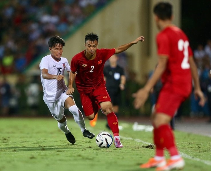 [ẢNH] Cầu thủ Việt kiều Martin Lo chơi thế nào trong trận ra mắt U23 Việt Nam?