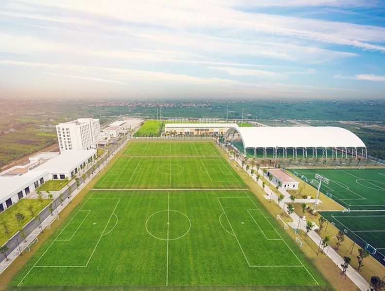 [ẢNH] Cơ sở vật chất đẳng cấp của Trung tâm PVF khiến FK Sarajevo mê mẩn
