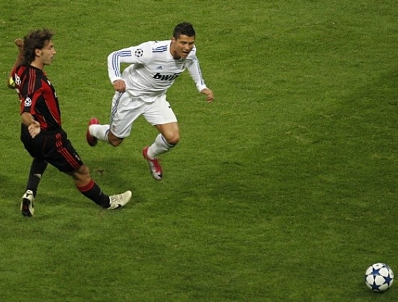 [ẢNH] Ronaldo và Pirlo, từ đối thủ trở thành thầy trò