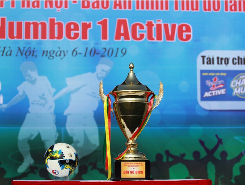 [ẢNH] Toàn cảnh lễ khai mạc giải bóng đá học sinh THPT Hà Nội 2019