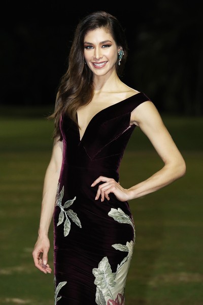 Hoa hậu Hoàn Vũ Dayana Mendoz sẽ hợp tác với nhà thiết kế Việt Nam