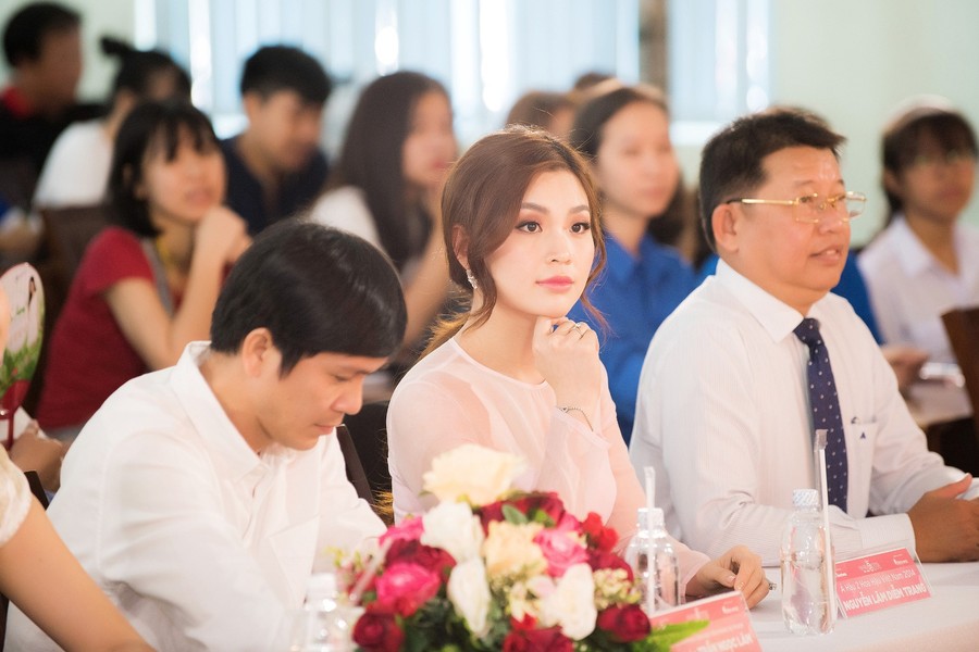 Á hậu Á hậu Diễm Trang tuyển sinh người đẹp cho 