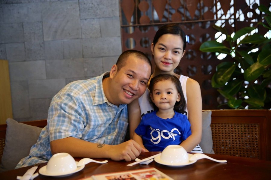 Hành trình yêu 10 năm đầy ngọt ngào của Quang Huy và Quỳnh Anh trước khi chia tay
