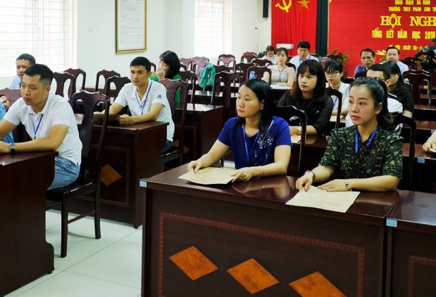 Thi lớp 10 Hà Nội: Môn đầu tiên không khó, thí sinh vẫn lo giám khảo chấm chặt