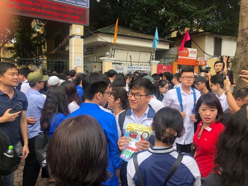 Trường tốp đầu THPT Yên Hòa dẫn đầu về số thí sinh đăng ký nguyện vọng tuyển sinh lớp 10 Hà Nội