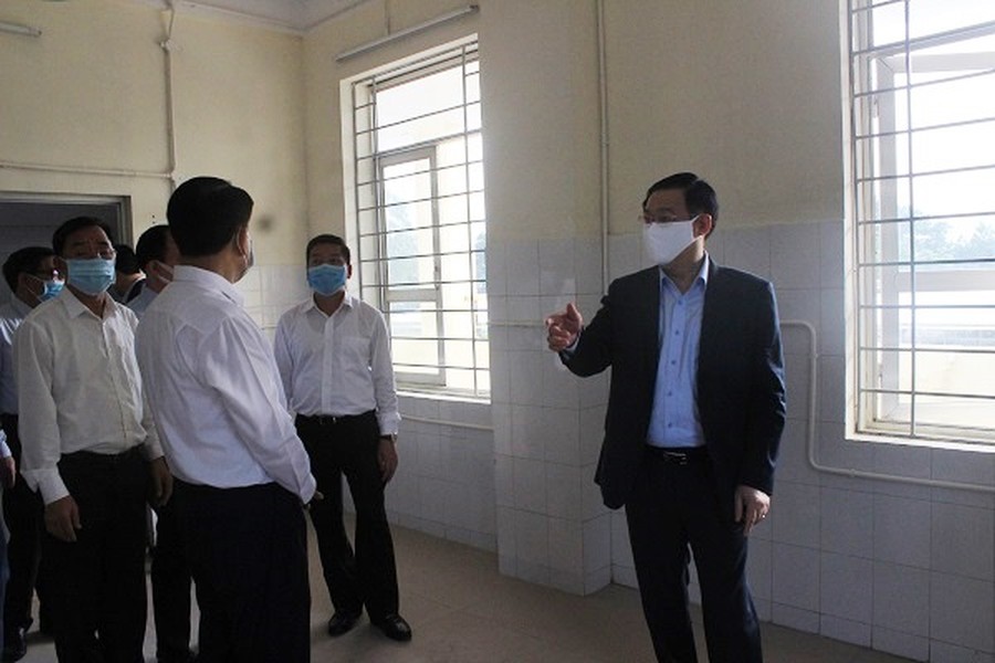 Bí thư Thành ủy Hà Nội thị sát Bệnh viện dã chiến Mê Linh: Sẵn sàng tiếp nhận bệnh nhân Covid-19