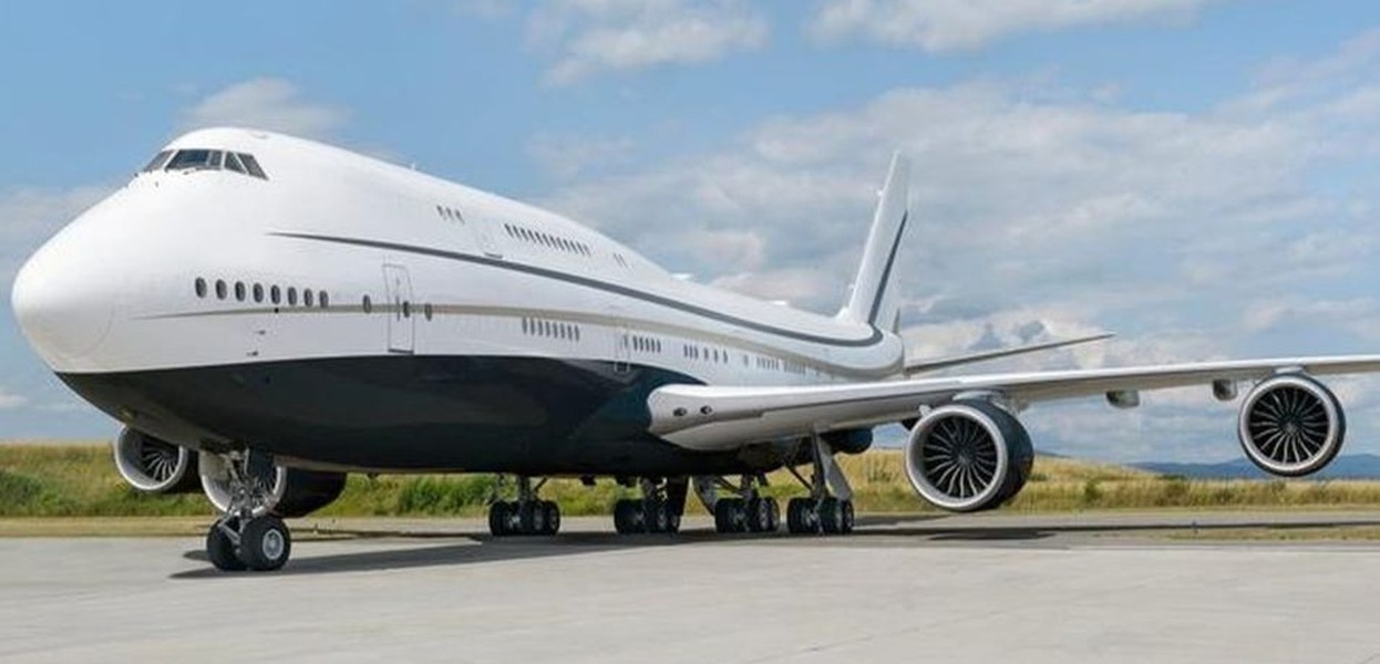 Bên trong chiếc máy bay tư nhân lớn nhất thế giới được ví như 
