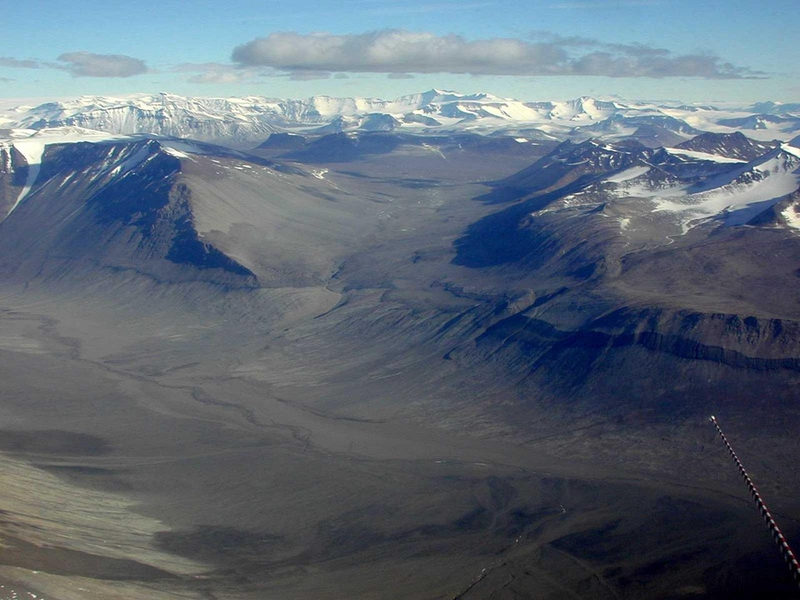 Bí ẩn về thung lũng 2 triệu năm không có mưa, địa hình rất giống Sao Hỏa