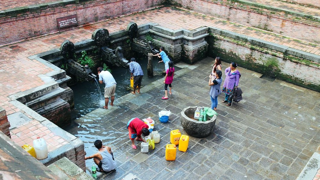 Độc đáo hệ thống cung cấp nước uống gần 1.600 tuổi ở Nepal