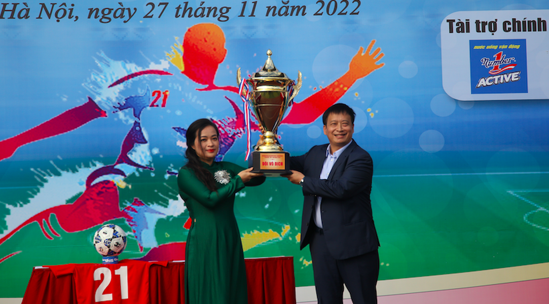 Toàn cảnh lễ khai mạc giải bóng đá học sinh THPT Hà Nội 2022