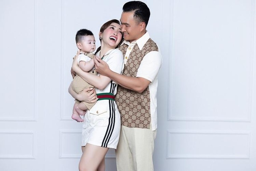 Vợ diễn viên Chi Bảo khoe dáng nuột nà, giảm 15 cân sau sinh