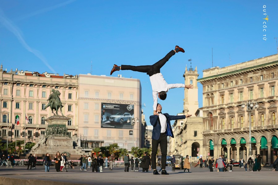 Những hình ảnh cực kỳ ấn tượng của Quốc Cơ Quốc Nghiệp trên đường phố Italia