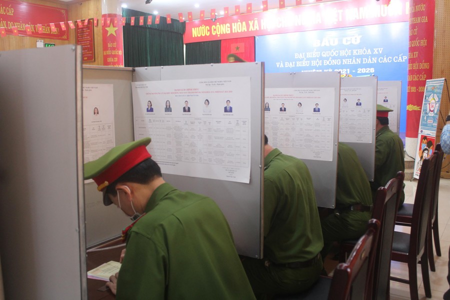Toàn cảnh nơi bầu cử đặc biệt nhất Hà Nội
