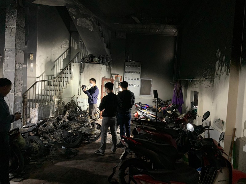 Toàn cảnh vụ người phụ nữ đốt xe máy, cháy nhà khiến 1 cô gái tử vong 