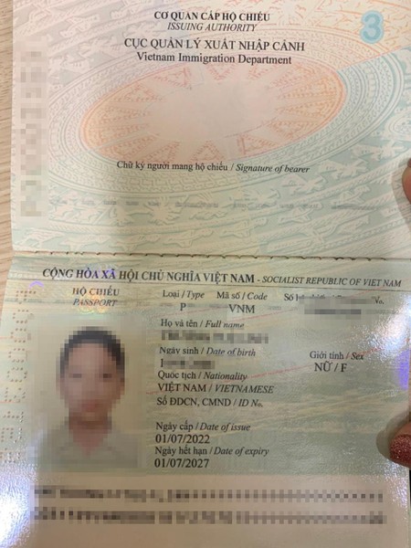 Cận cảnh hộ chiếu mẫu mới chính thức được cấp từ 1-7 | Báo điện tử ...