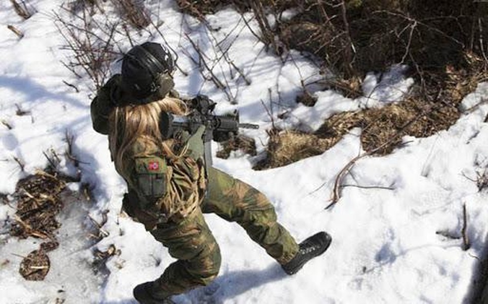 [ẢNH] Lực lượng đặc nhiệm toàn nữ chiến binh có khả năng tác chiến đáng sợ