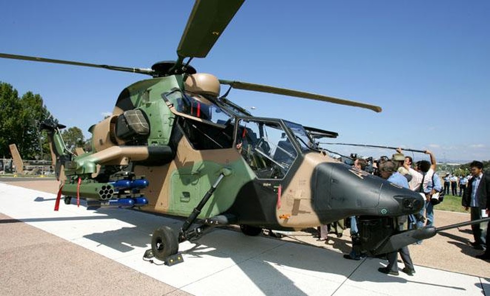 [ẢNH] Australia loại bỏ hàng loạt trực thăng 