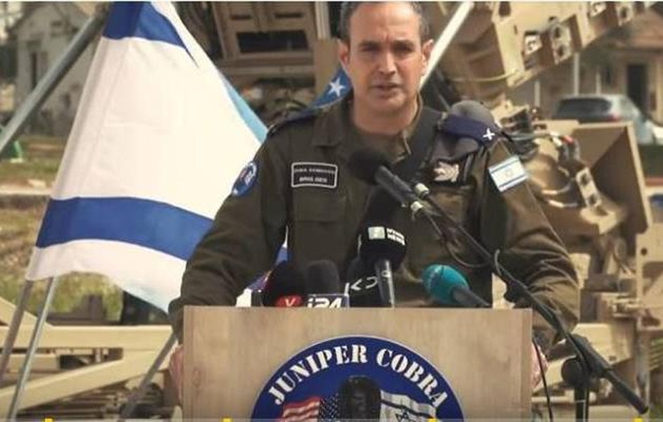 [ẢNH] Israel đưa bản đặc biệt của ‘vòm sắt’ lên chiến hạm 