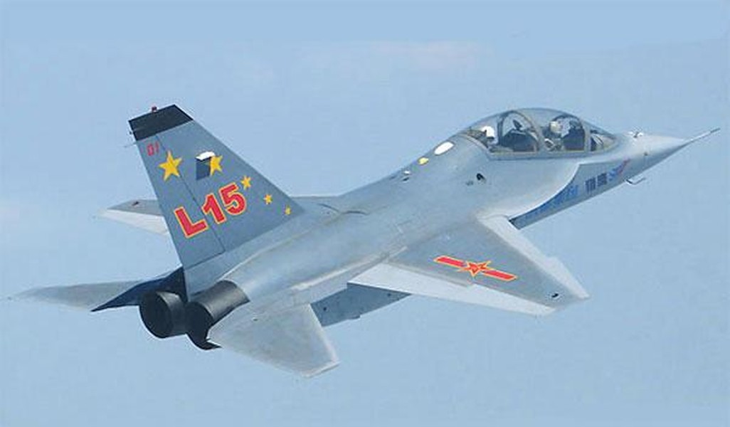 [ẢNH] Nga bất lực nhìn Ukraine giúp Trung Quốc phá giá thị trường máy bay huấn luyện