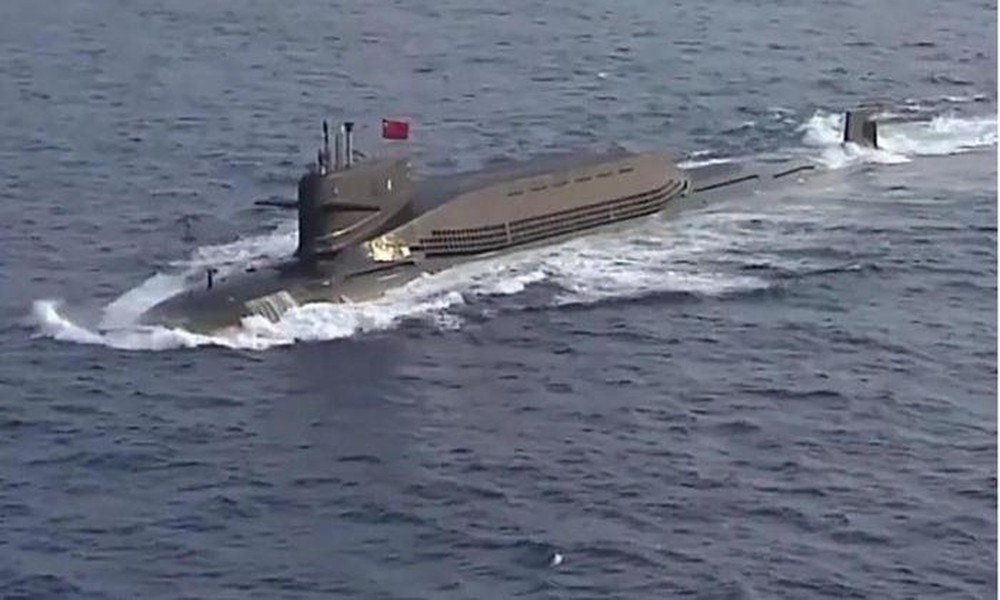 [ẢNH] Nhiều lính tàu ngầm Trung Quốc gặp vấn đề về sức khỏe