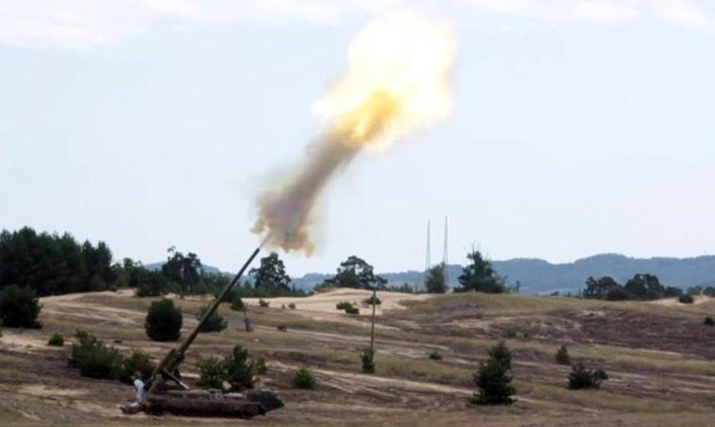 [ẢNH] Căng thẳng tại miền Đông khiến Ukraine đưa trở lại siêu pháo bắn đạn hạt nhân