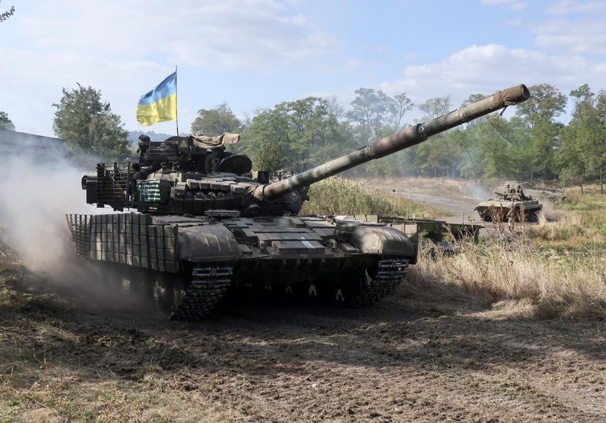 [ẢNH] Xe tăng T-64 và phút bi tráng tại chiến địa Đông Ukraine