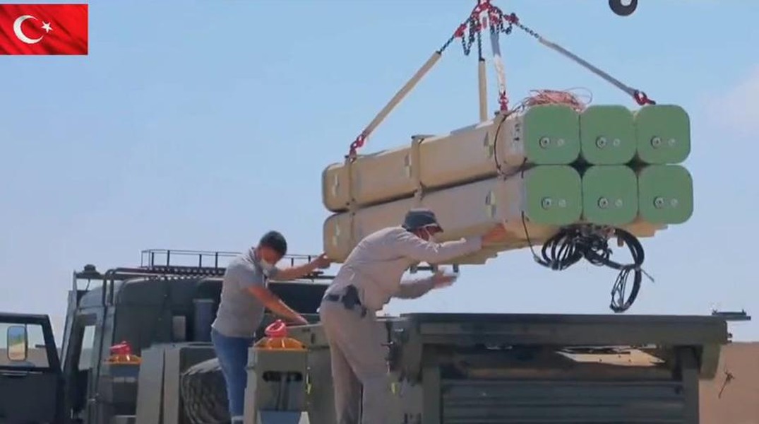 [ẢNH] Vũ khí bí ẩn của Thổ Nhĩ Kỳ khiến hàng loạt xe tăng Syria bị ‘lột tháp pháo’