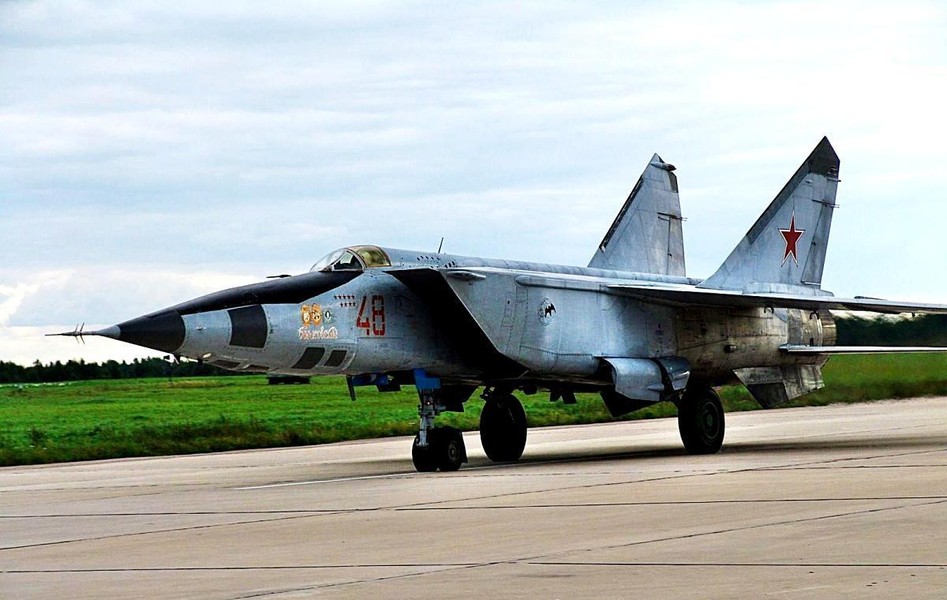 [ẢNH] MiG-25 Liên Xô trốn sang Nhật Bản - Phần 3: Loại siêu tiêm kích khiến phương Tây 'mất ăn mất ngủ' 
