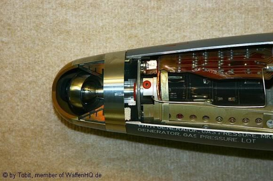 [ẢNH] Liên Xô sao chép tên lửa Mỹ - Phần 2: Tên lửa AIM-9 ‘món quà’ định mệnh