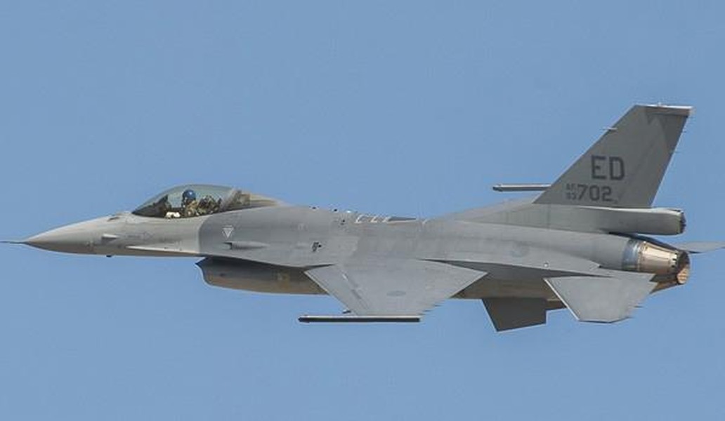 [ẢNH] Mỹ giúp Đài Loan có ngay 42 chiến đấu cơ mạnh ngang Su-35