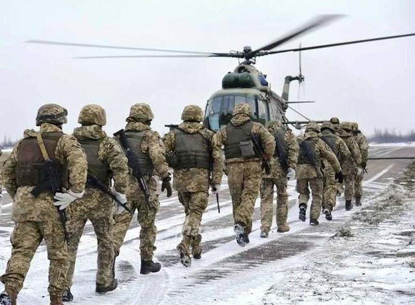 [ẢNH] Bước đi khôn ngoan của Nga khi chủ động gỡ ngòi nổ xung đột với Ukraine
