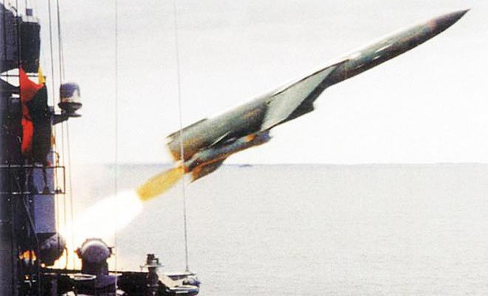 [ẢNH] Nga vừa phóng tên lửa diệt hạm có thể thổi tung hạm đội tàu sân bay
