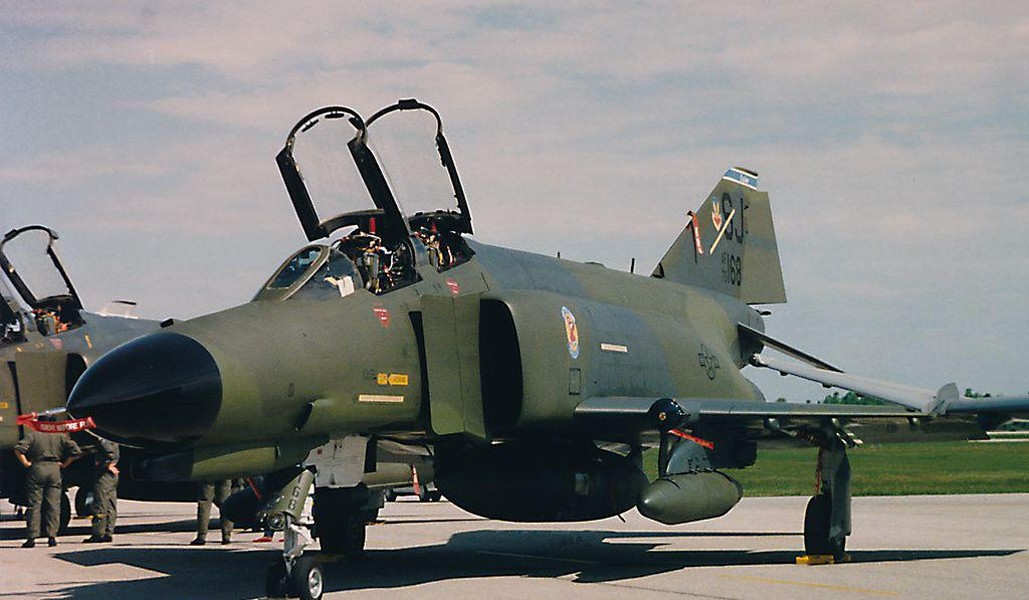 [ẢNH] F-4E Phantom II, cú sửa sai của Mỹ sau khi rụng tơi tả trên bầu trời Việt Nam