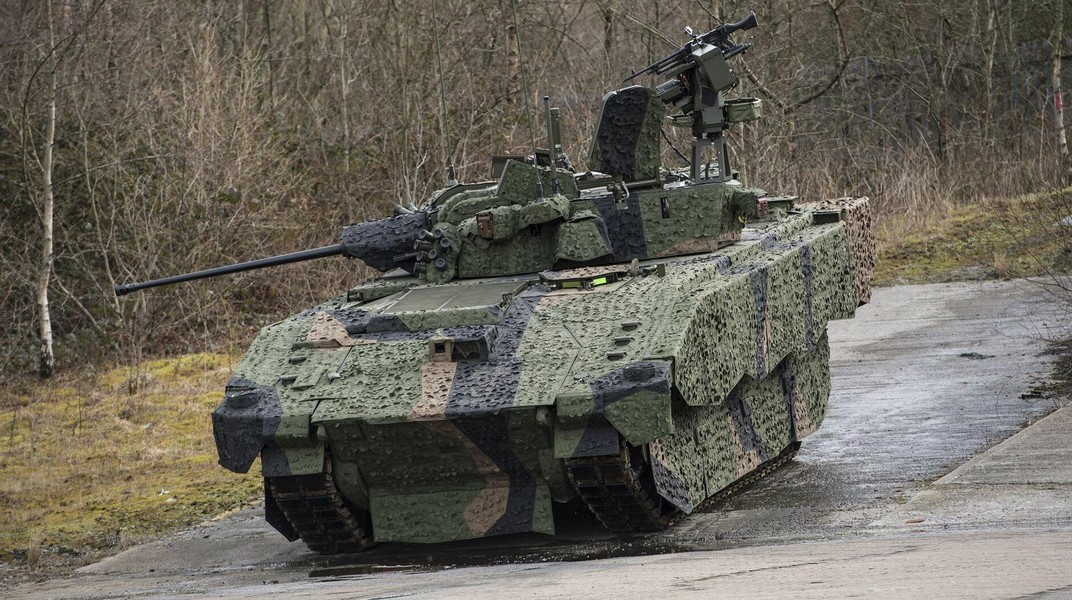 [ẢNH] Dự án xe tăng Ajax đầy tham vọng của Anh trước nguy cơ bị hủy
