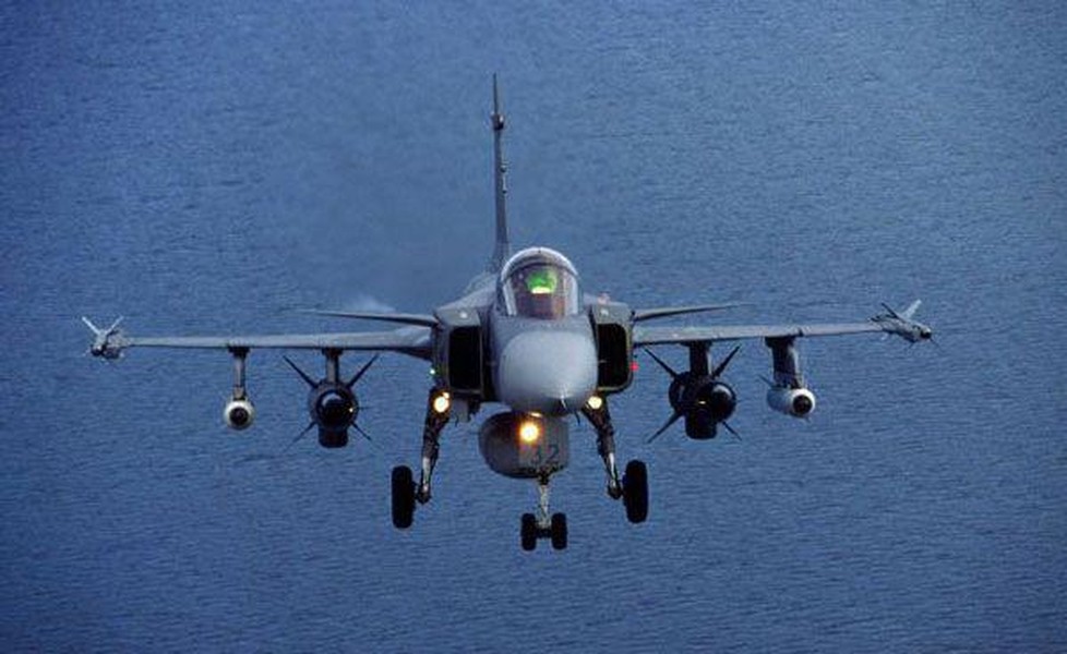 [ẢNH] Giải mã việc JAS-39 Thụy Điển dù tốt hơn F-16 Mỹ và MiG-29 Nga nhưng lại ít được ưa chuộng
