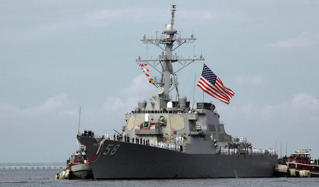 [ẢNH] Khu trục hạm Mỹ mang tên lửa hành trình cập cảng Ukraine 