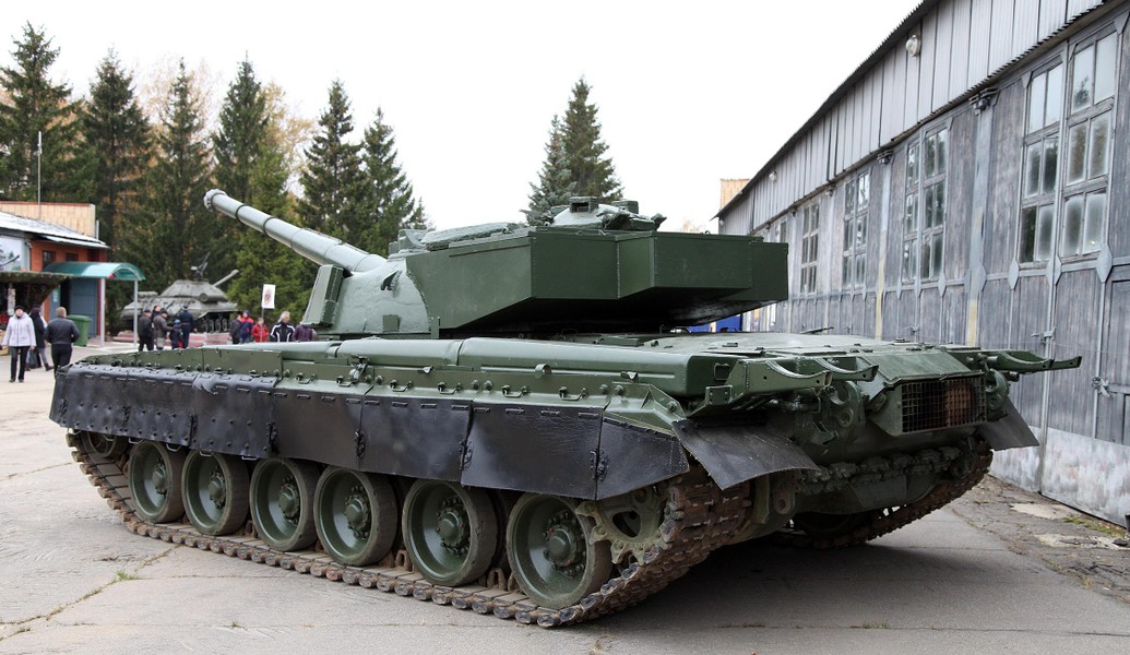 [ẢNH] Nga liệu có đi vào 'vết xe đổ' của Liên Xô khi trang bị cho T-14 pháo tăng 152mm?