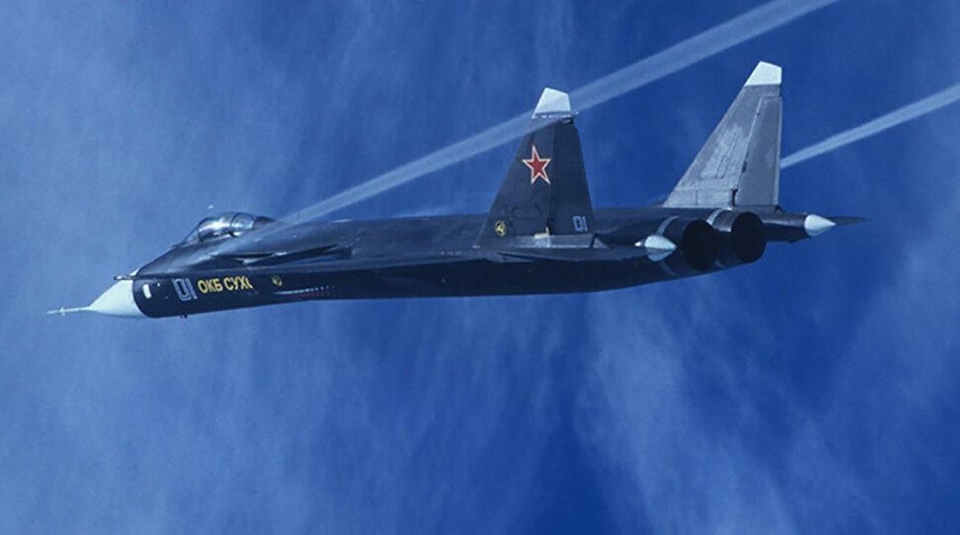 [ẢNH] Vì sao Su-47 của hãng Sukhoi 