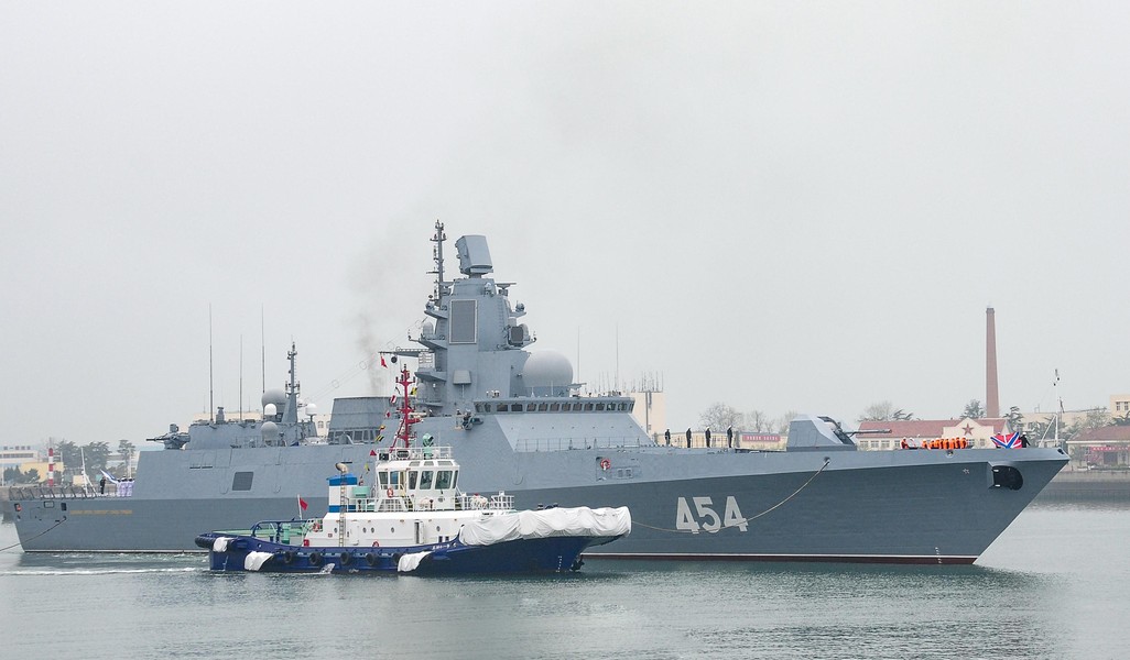 [ẢNH] 'Quá nhanh- quá nguy hiểm', chiến hạm Nga trang bị tên lửa Zircon làm NATO lo sợ