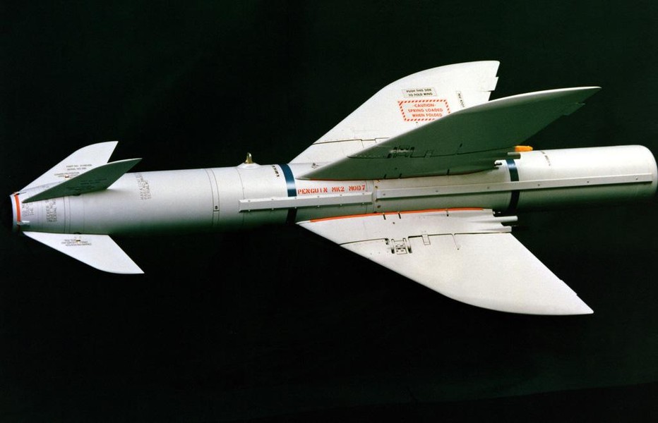 [ẢNH] Tìm hiểu tên lửa “chim cánh cụt” AGM-119 Ấn Độ mua từ Mỹ