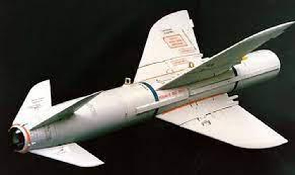 [ẢNH] Tìm hiểu tên lửa “chim cánh cụt” AGM-119 Ấn Độ mua từ Mỹ