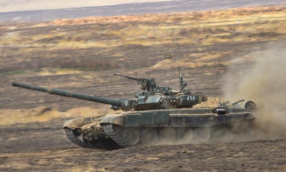 [ẢNH] Siêu tăng T-90 Azerbaijan bị pháo Armenia bắn nát