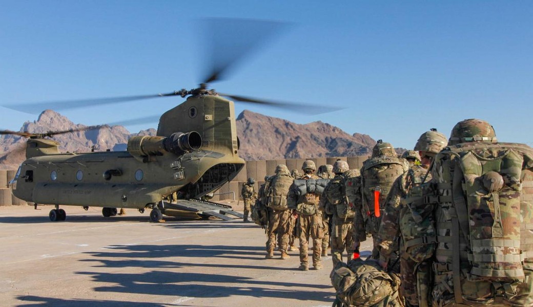 [ẢNH] 'Kho vũ khí tỉ đô' của Afghanistan rơi vào tay Taliban khiến Mỹ bất ngờ