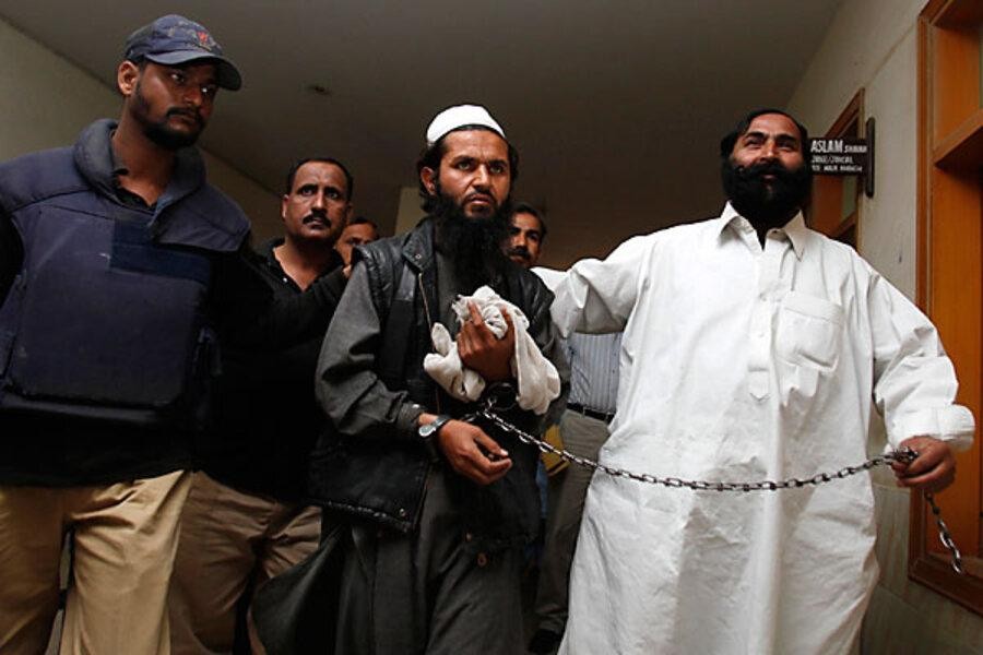 [ẢNH] Mullah Baradar - từ chỗ bị xích kéo đi tới nhân vật chủ chốt của Taliban
