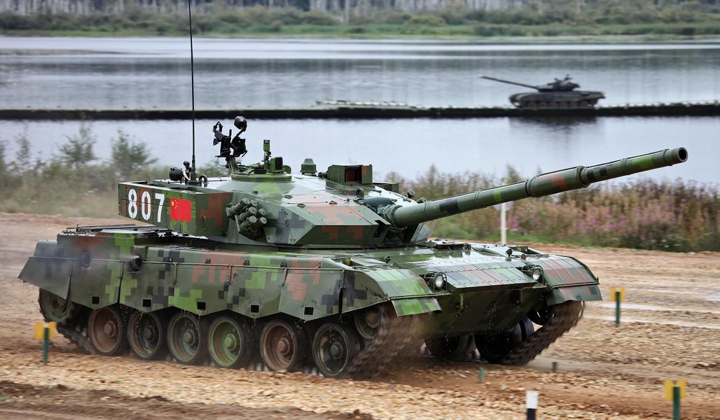 [ẢNH] Trung Quốc 'độ' xe tăng để thi đấu tại Army Games 2021